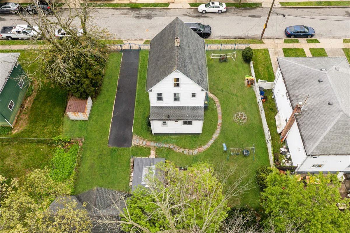 11 Hope Place, Freeport, New York image 25