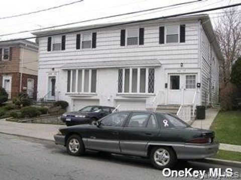 Photo of 244-57 Grand Central Parkway #2, Douglaston, NY 11362 (MLS # 986427)