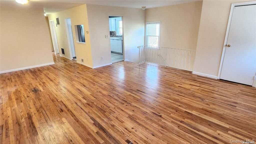 Photo of 244-57 Grand Central Parkway #2, Douglaston, NY 11362 (MLS # 986427)