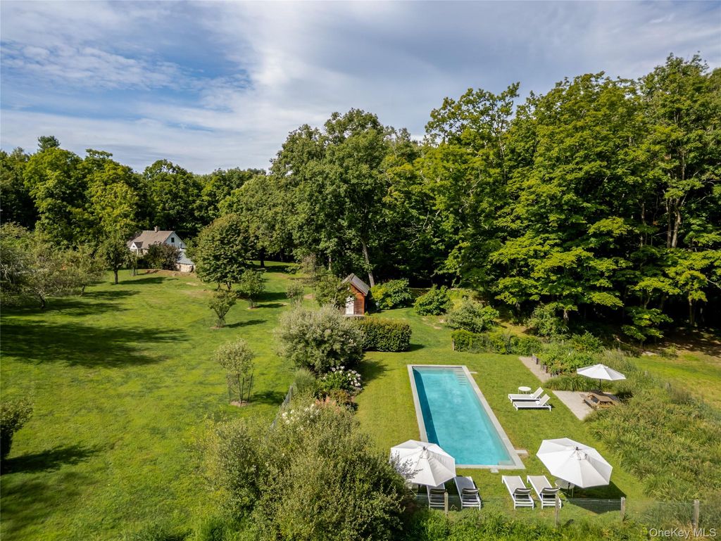 Photo of 111 Miller Road, Hudson, NY 12534 (MLS # 962279)