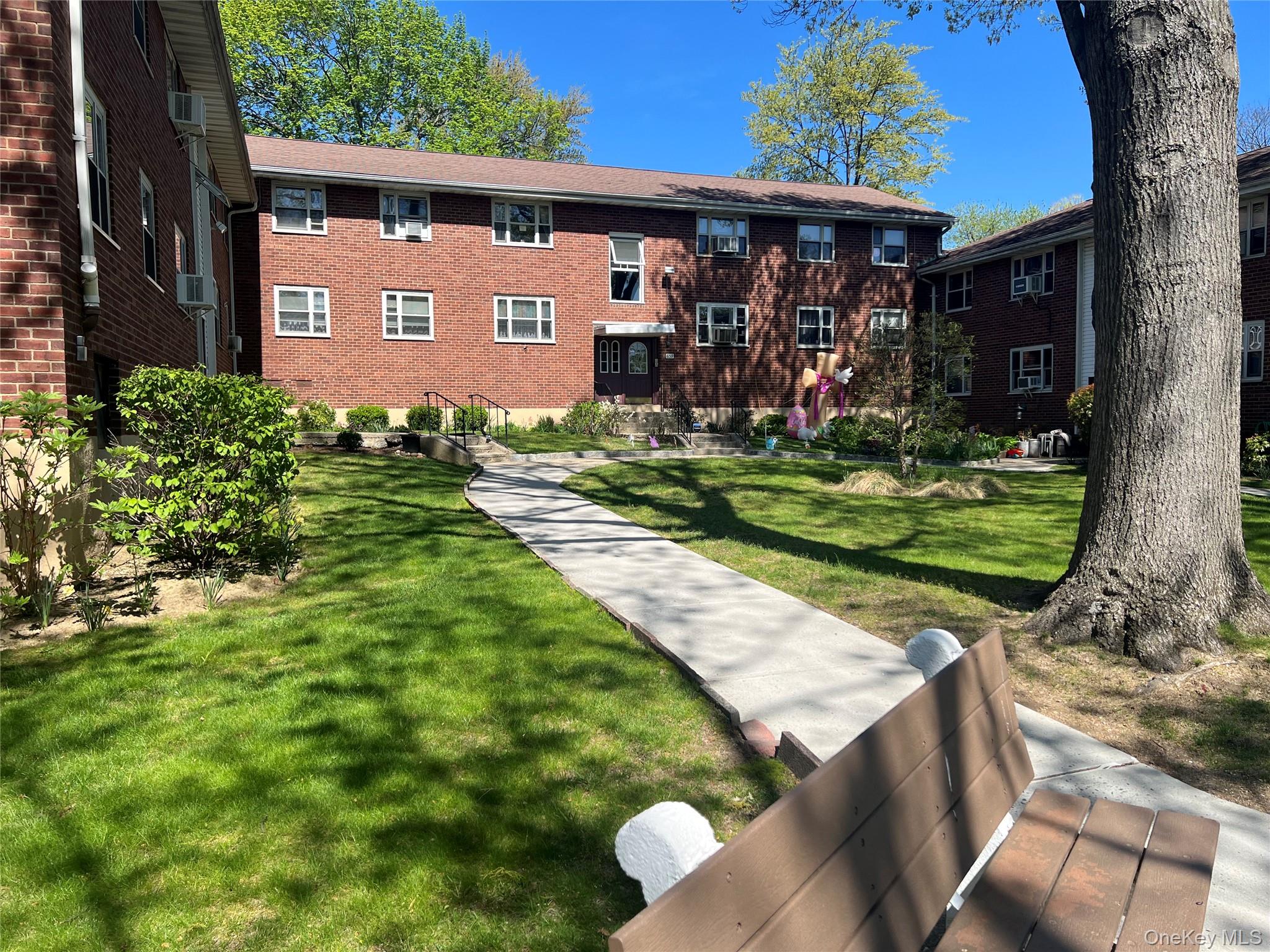 855 Palisade Avenue 2E