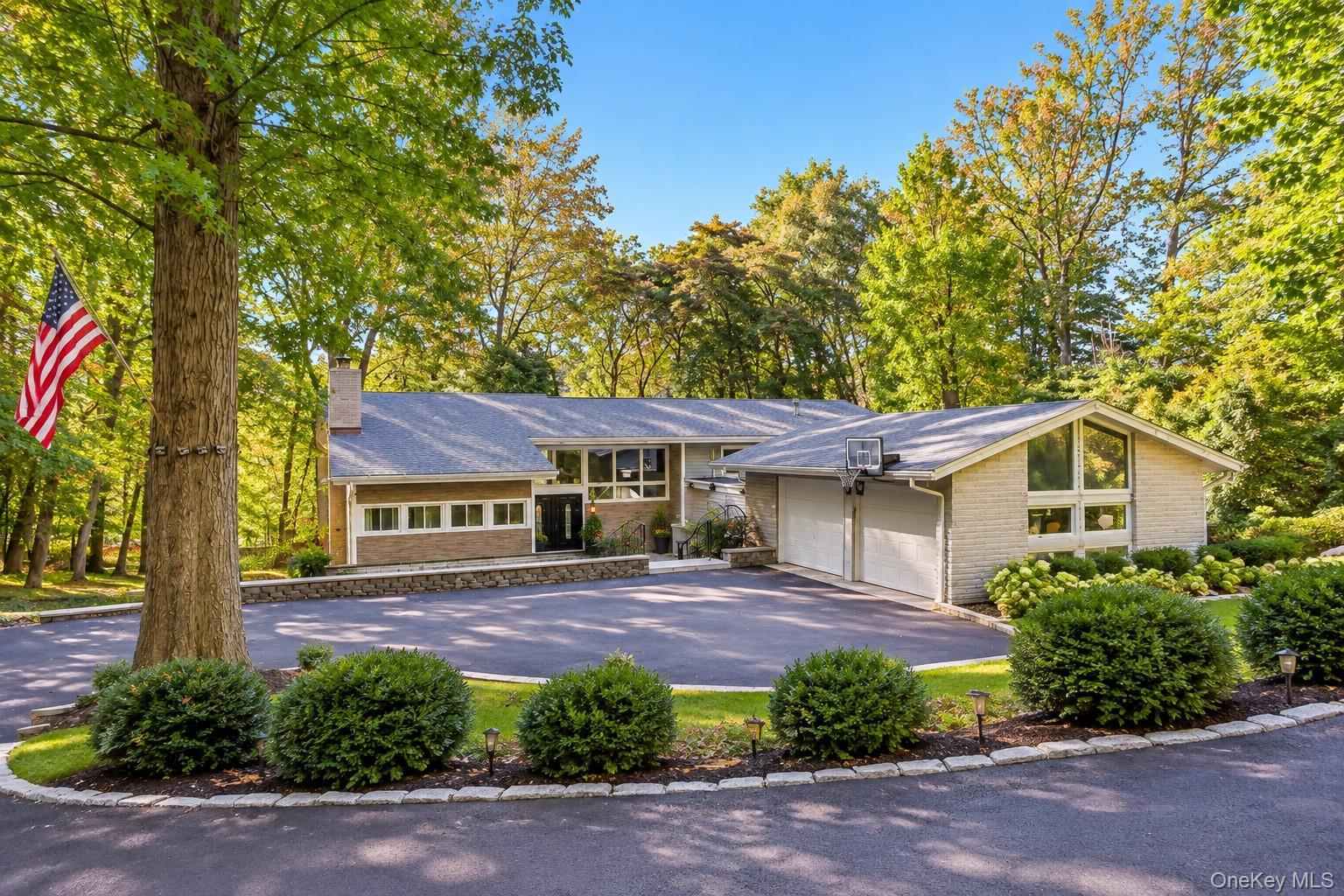 498 Winding Road N