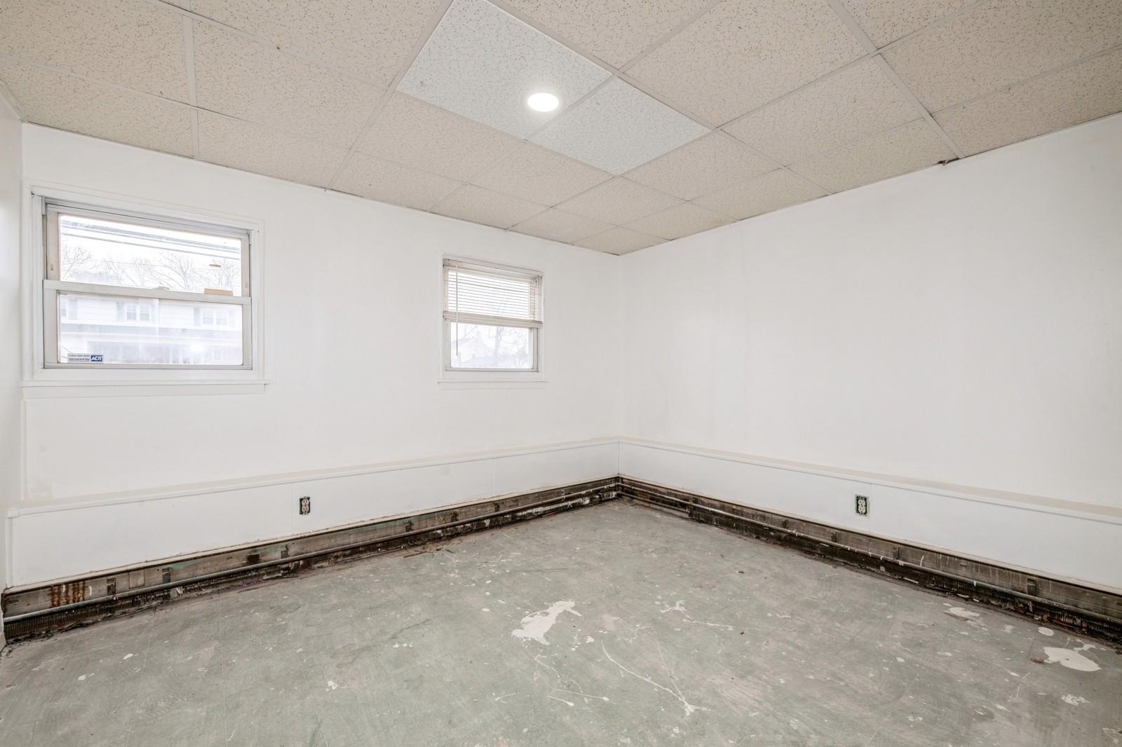 101 Monroe Street, Amityville, New York image 14