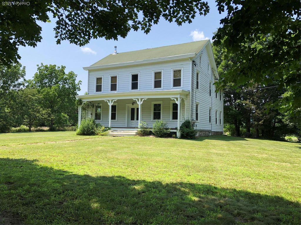 Photo of 181 Huguenot Street, New Paltz, NY 12561 (MLS # 978642)