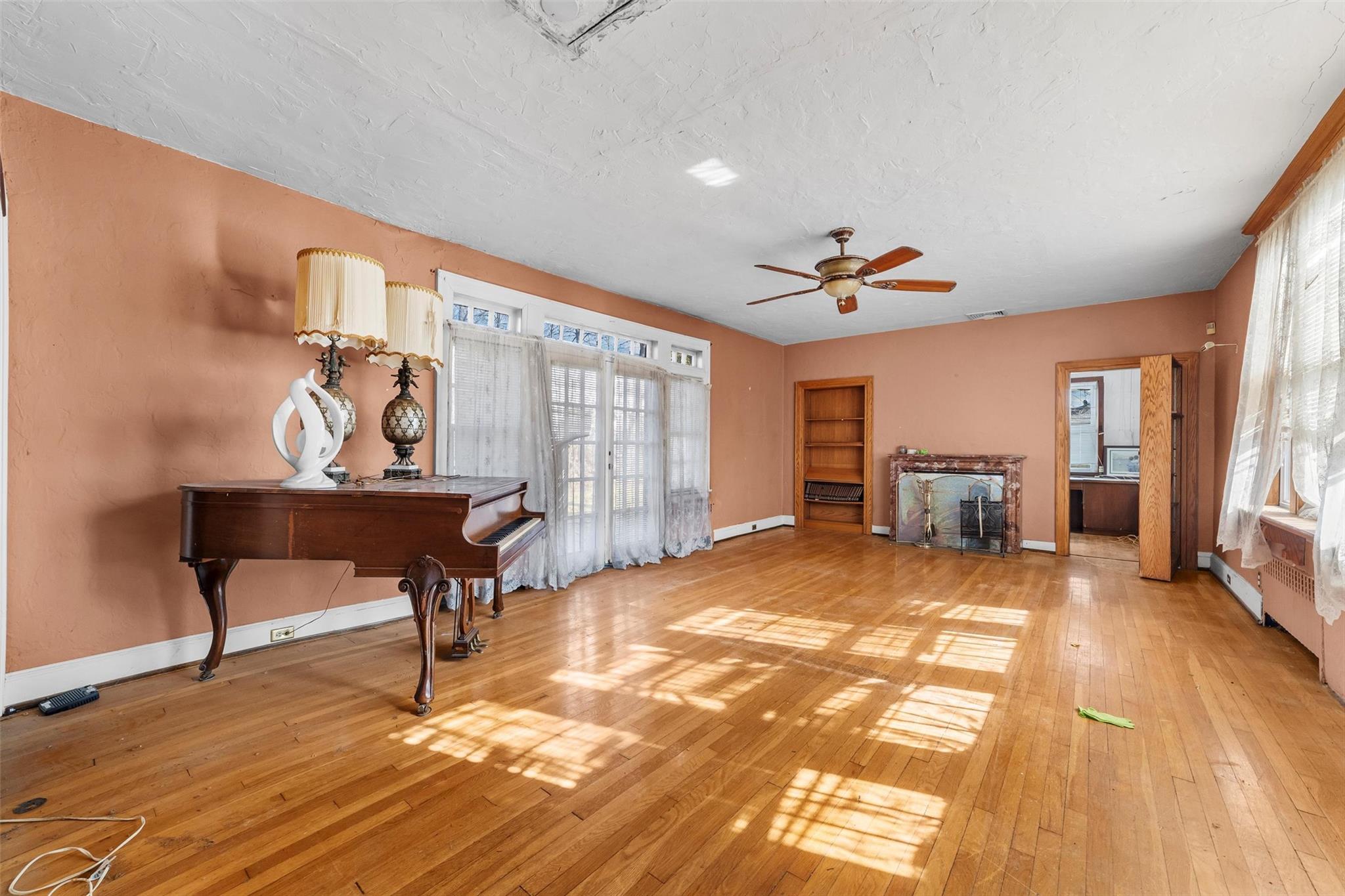 47 N Brookfield Road, Mount Vernon, New York image 8