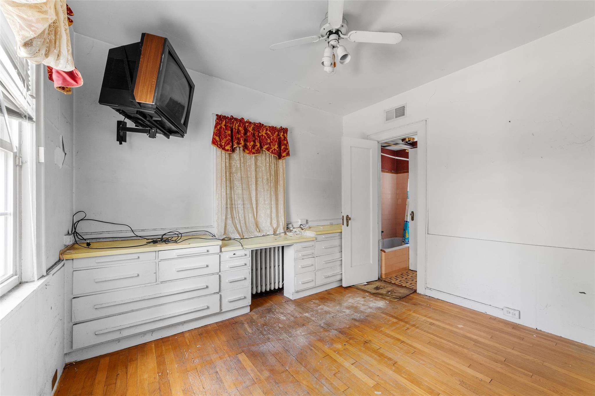 47 N Brookfield Road, Mount Vernon, New York image 15