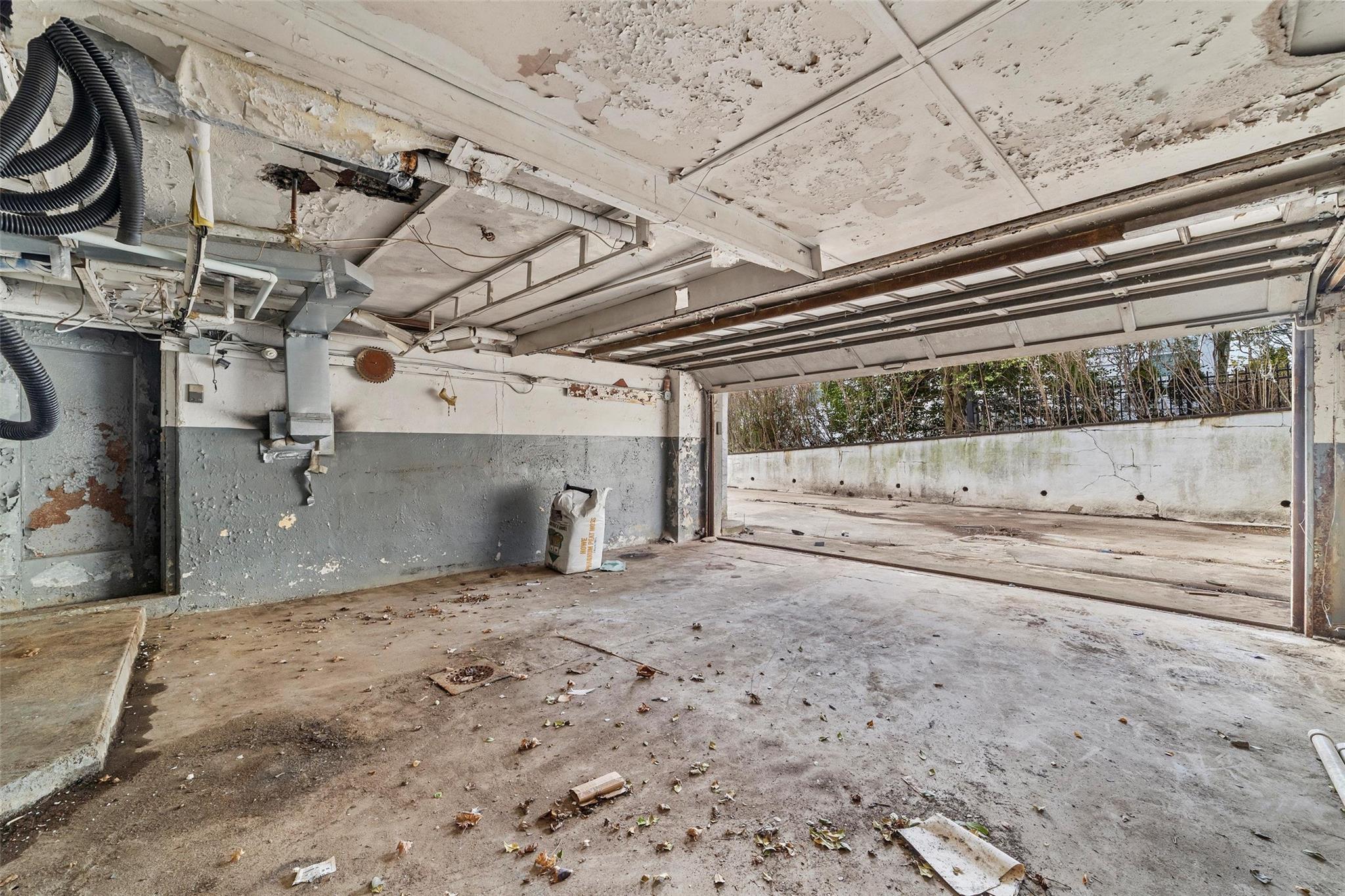 47 N Brookfield Road, Mount Vernon, New York image 31