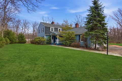 7 E. Gate Lane Setauket NY 11733