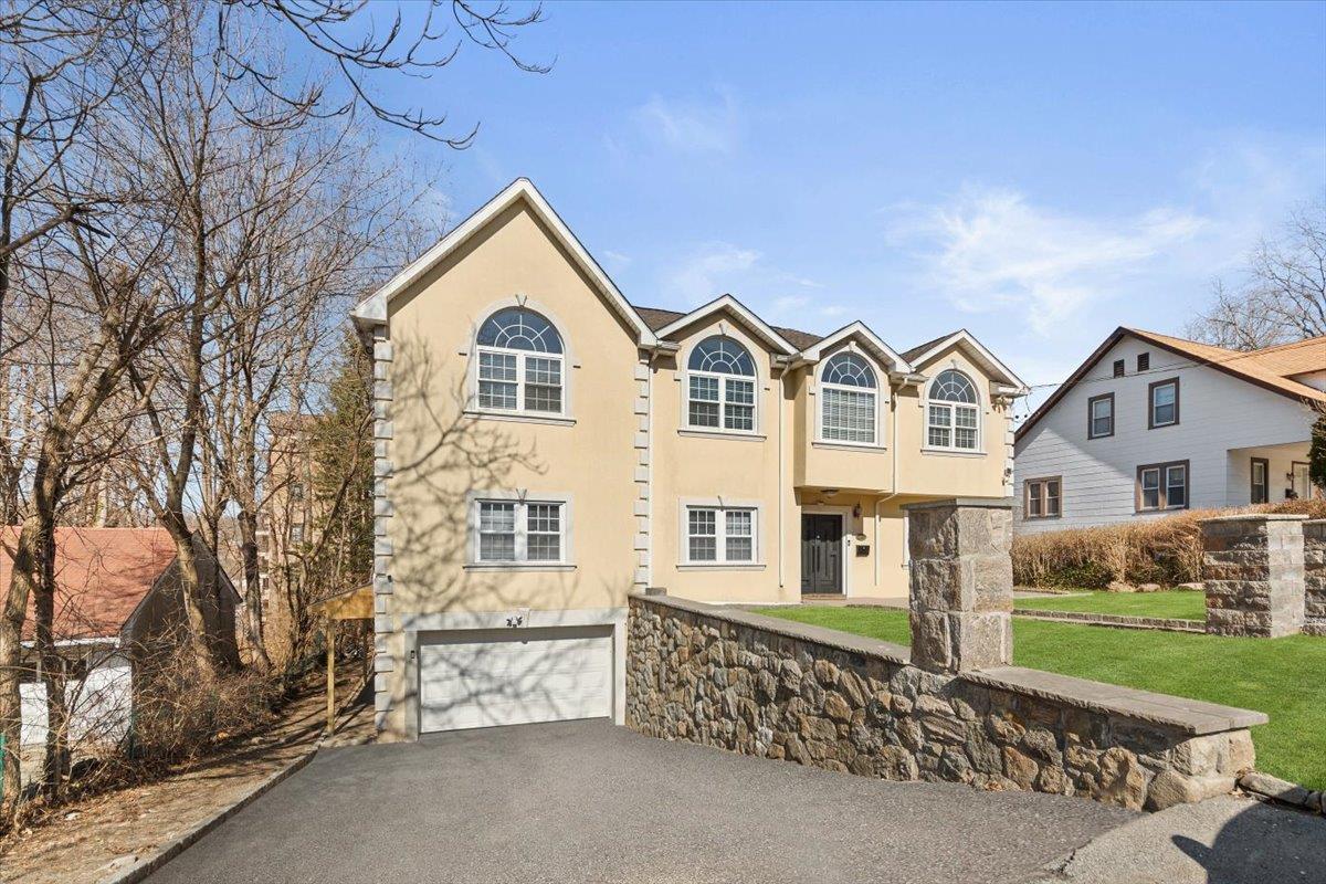 160 Concord Avenue, White Plains, New York image 2