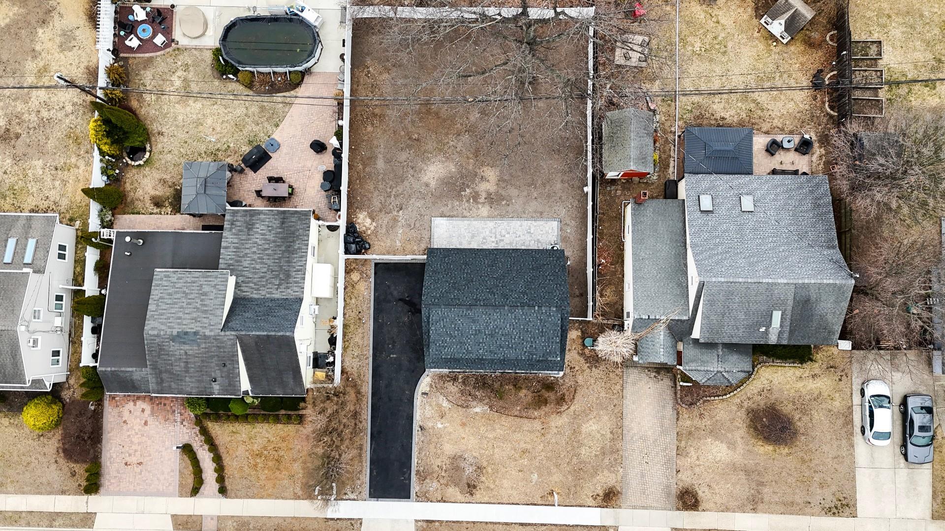 12 Meridian Road, Levittown, New York image 18