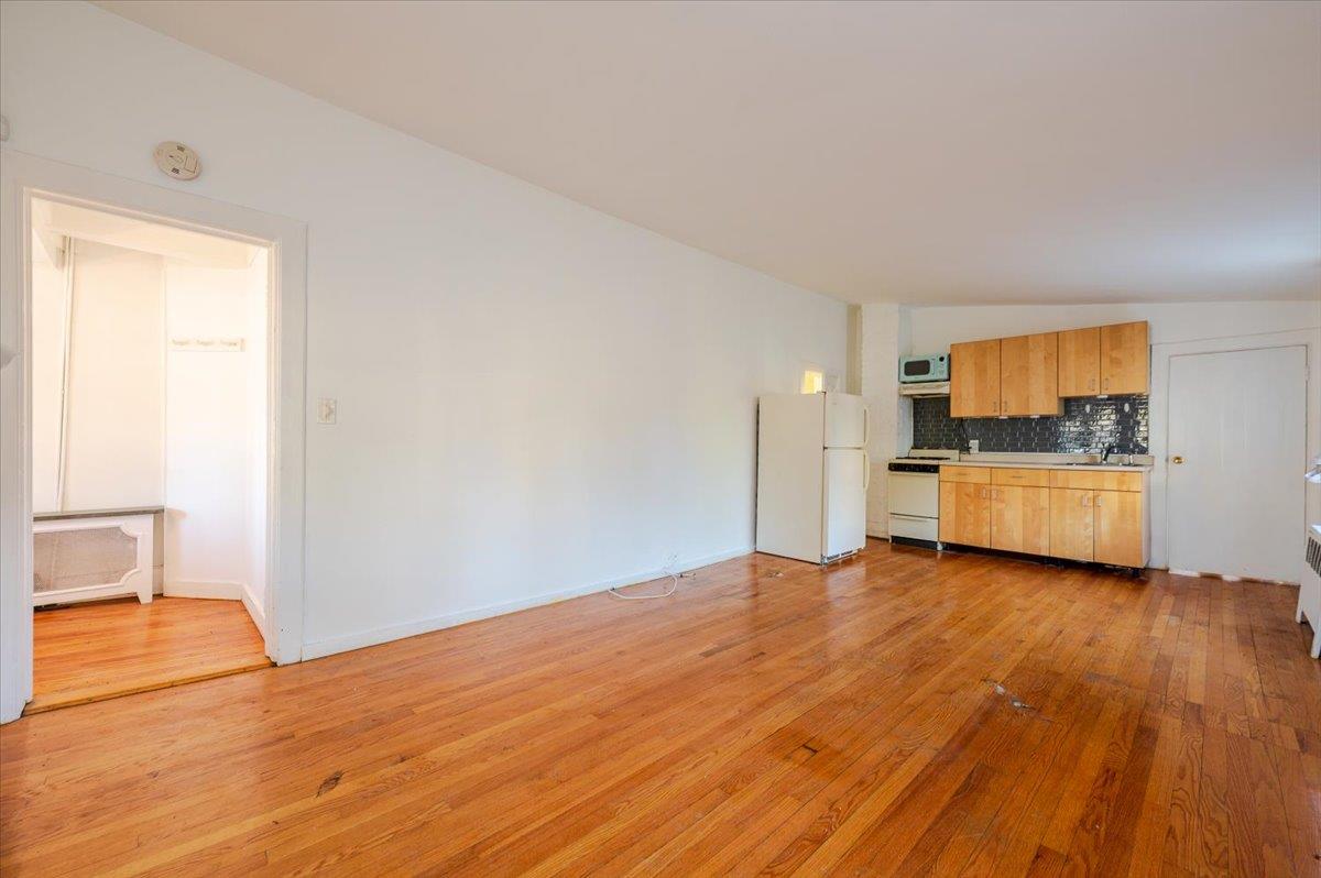 55 E Main Street, Huntington, New York image 30