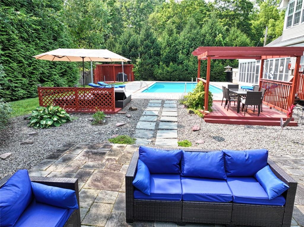 9 Roselawn Road