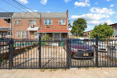 Photo of 716 Hemlock Street, Brooklyn, NY 11208 (MLS # 1028921)