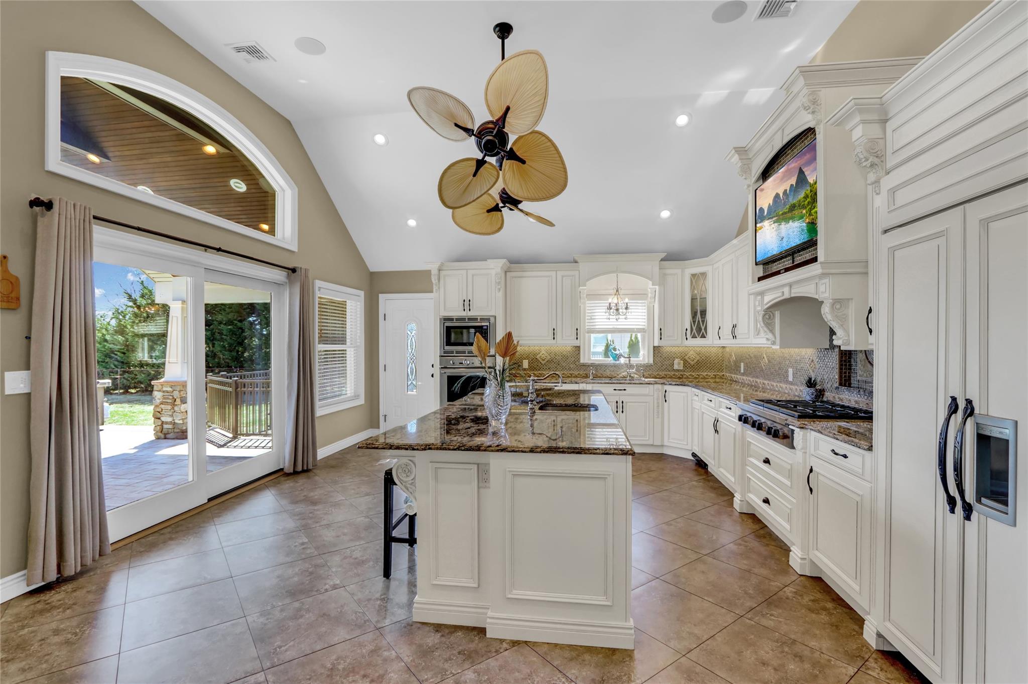 241 Willetts Lane, West Islip, New York image 13