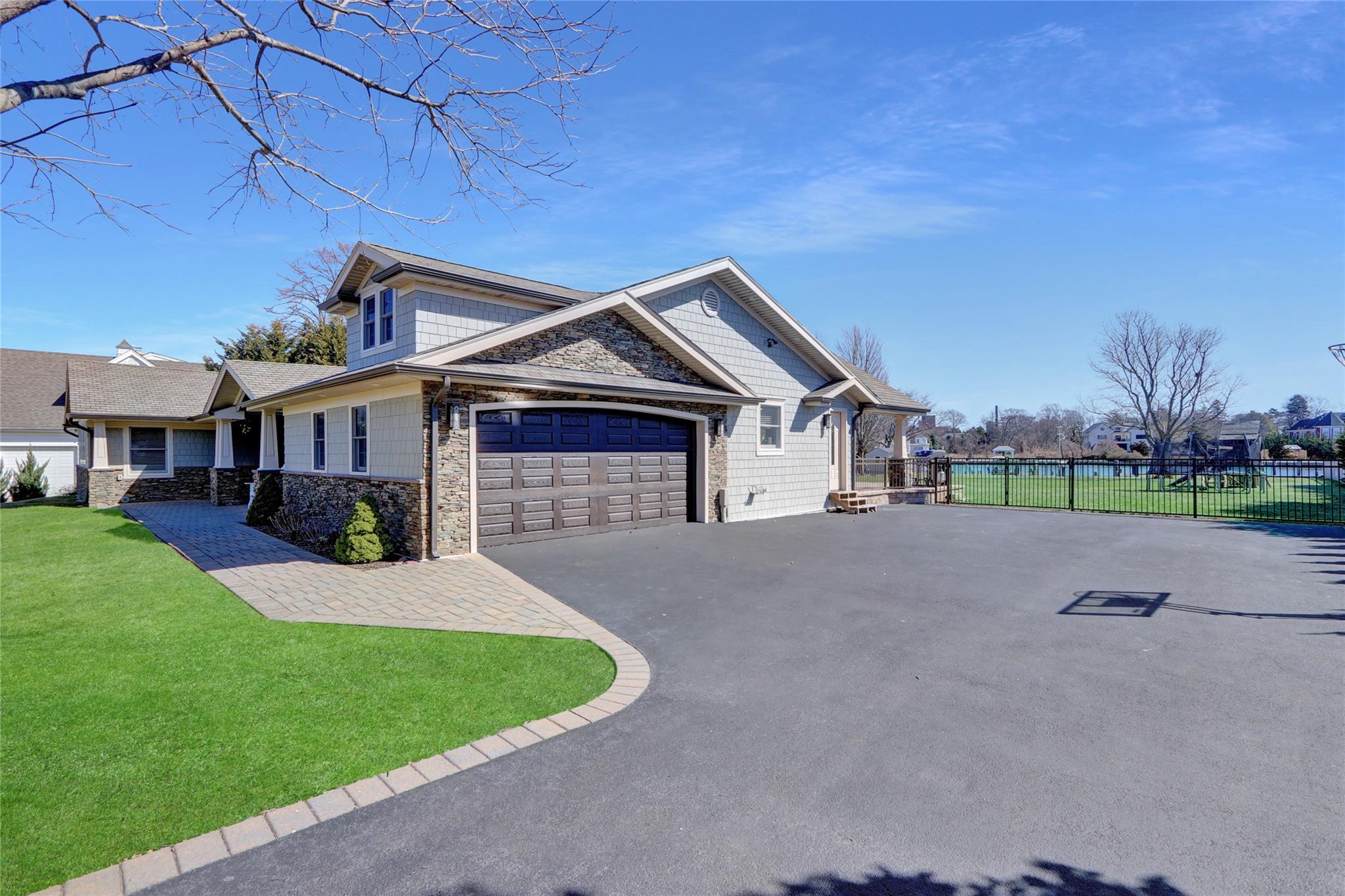 241 Willetts Lane, West Islip, New York image 6