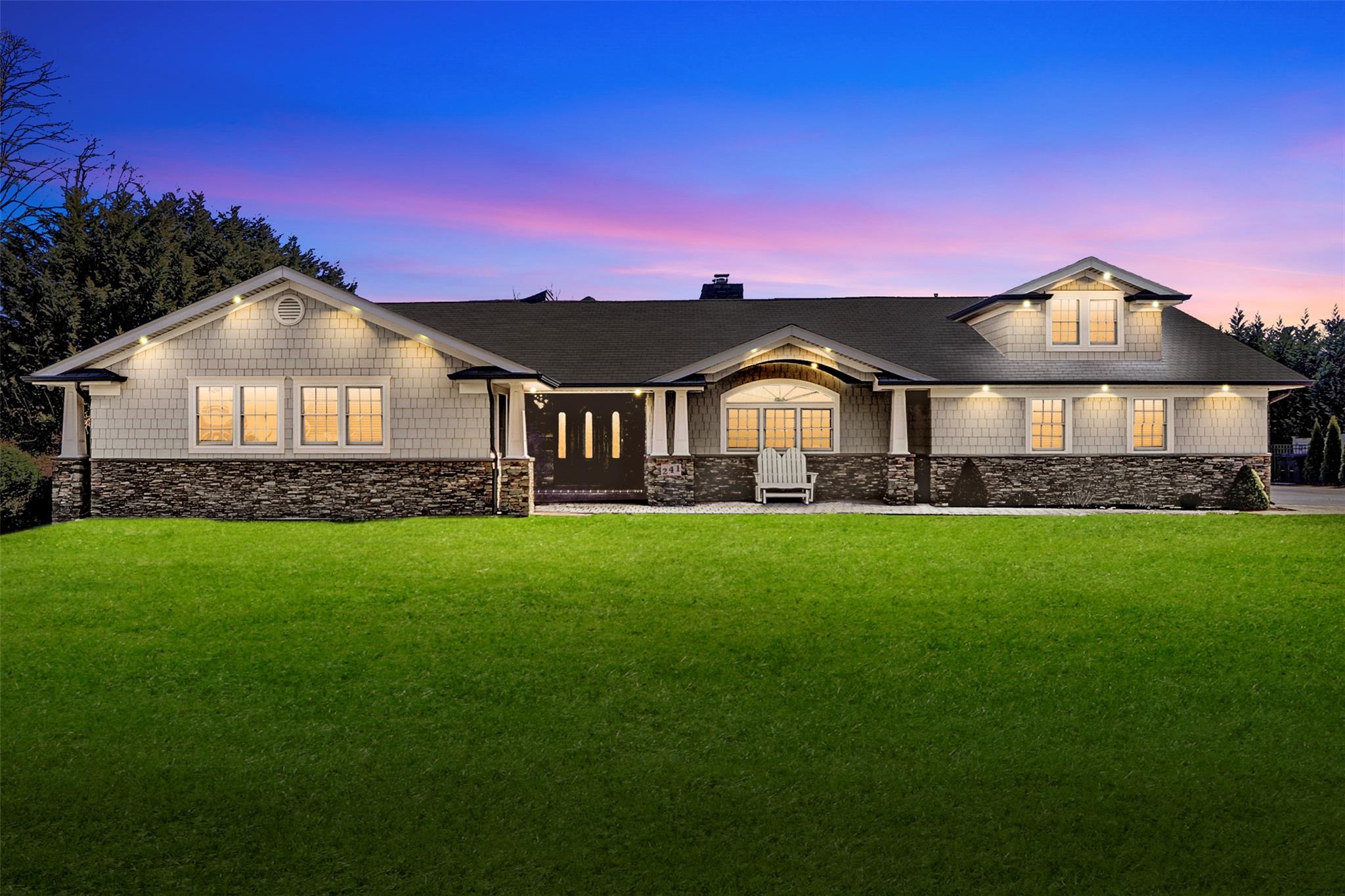 241 Willetts Lane, West Islip, New York image 2