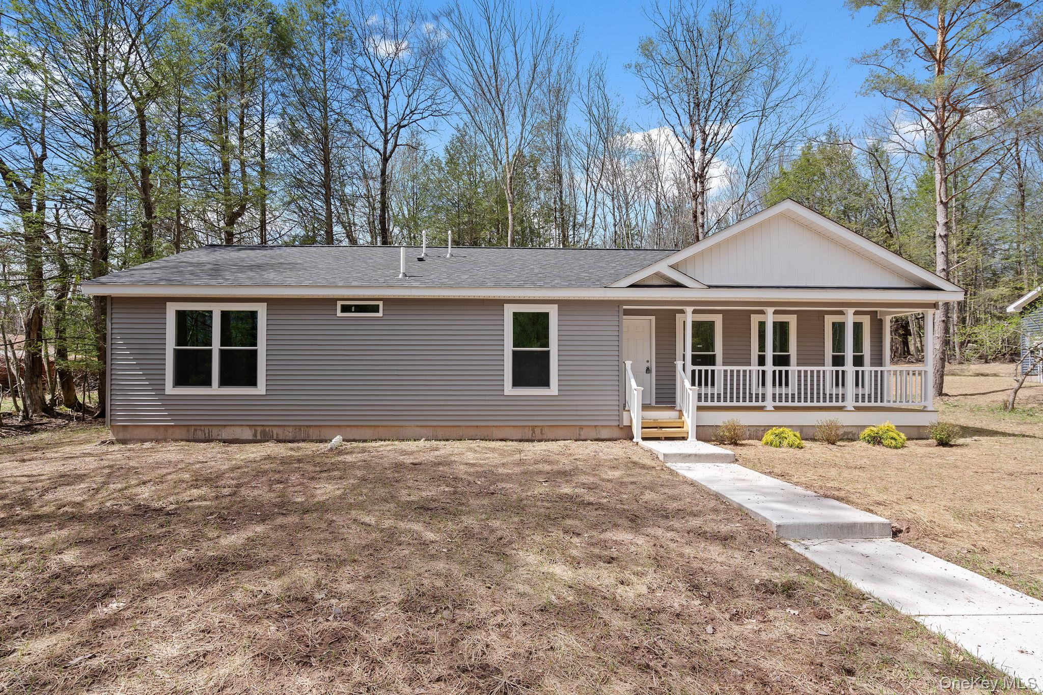 45 Pinehurst Drive W