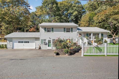 7 Weyant Terrace Highland Falls NY 10928