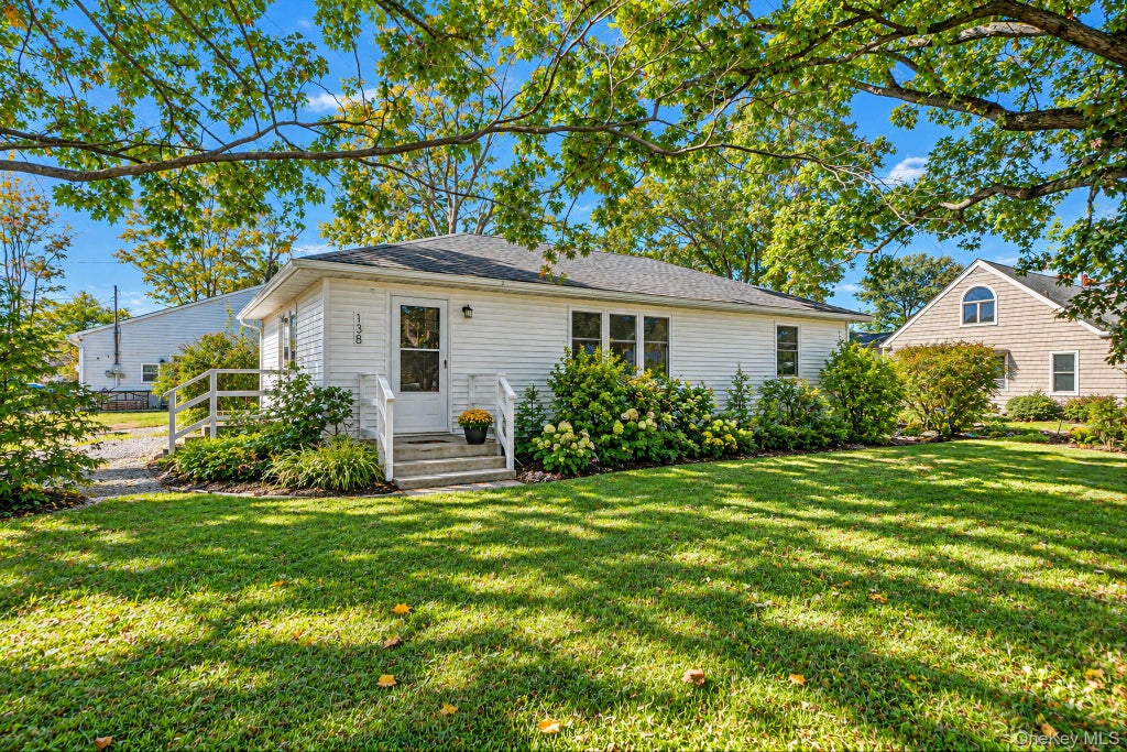 Photo of 138 Central Avenue, Patchogue, NY 11772 (MLS # 1059910)