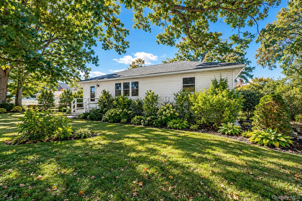 Photo of 138 Central Avenue, Patchogue, NY 11772 (MLS # 1059910)