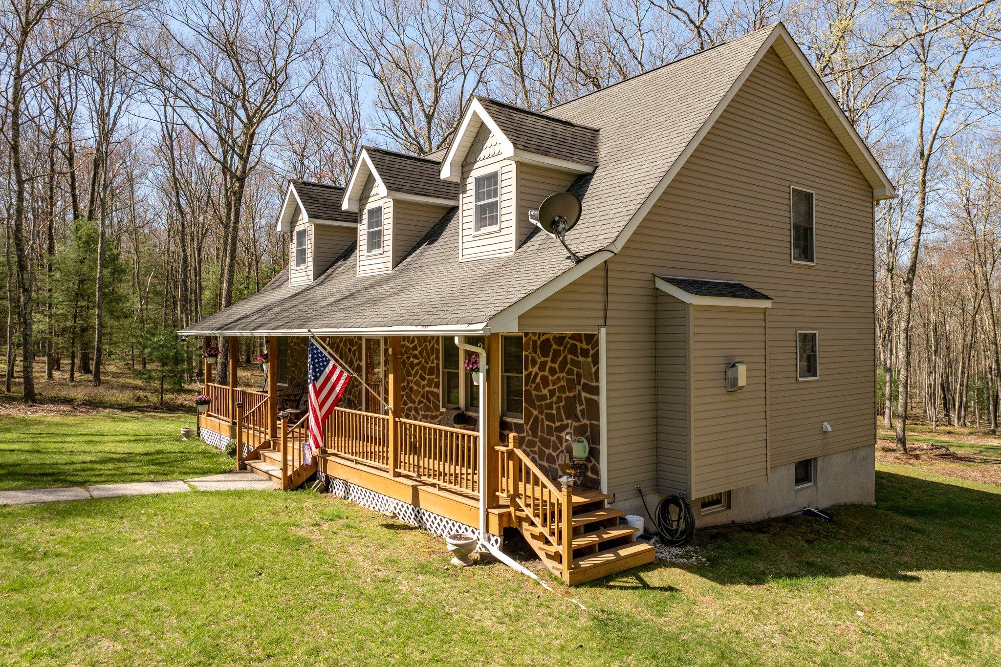 83 Split Rock Drive, Barryville, New York image 2