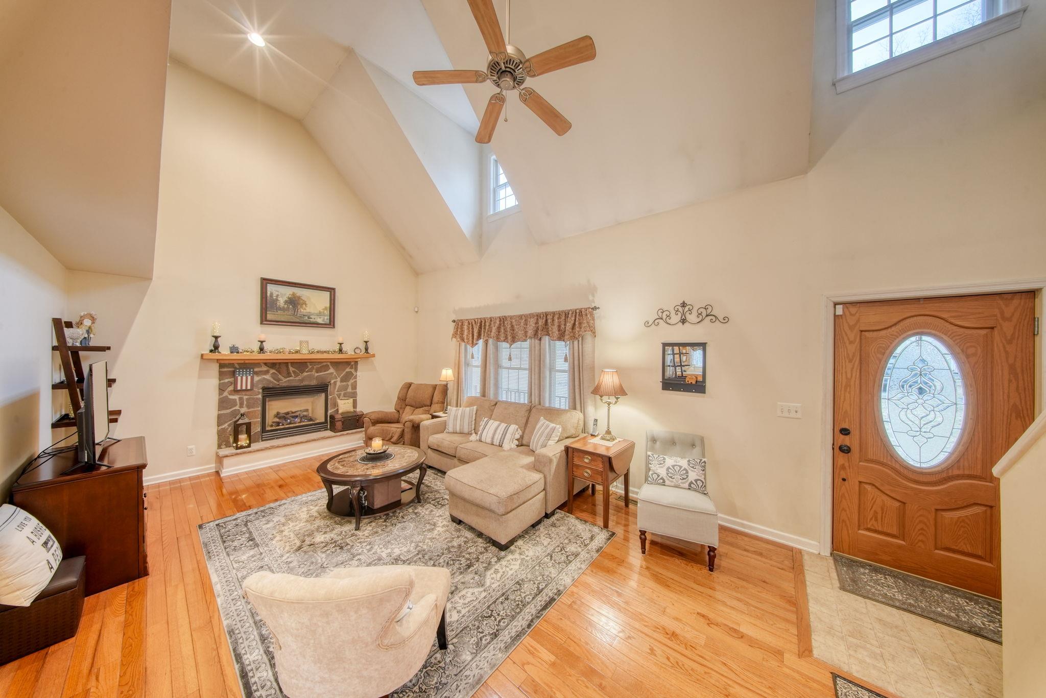 83 Split Rock Drive, Barryville, New York image 8