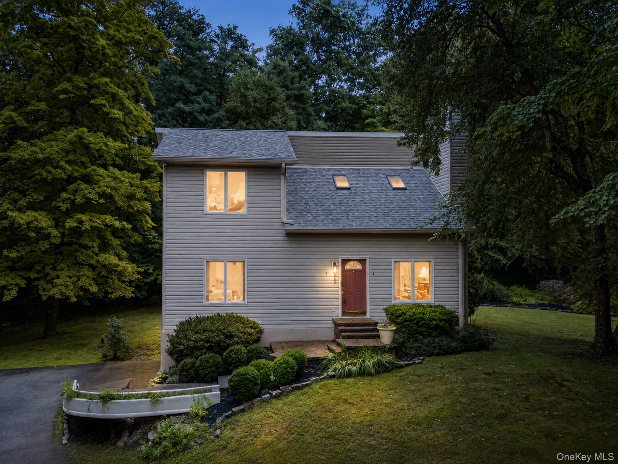 305 Oak Lane