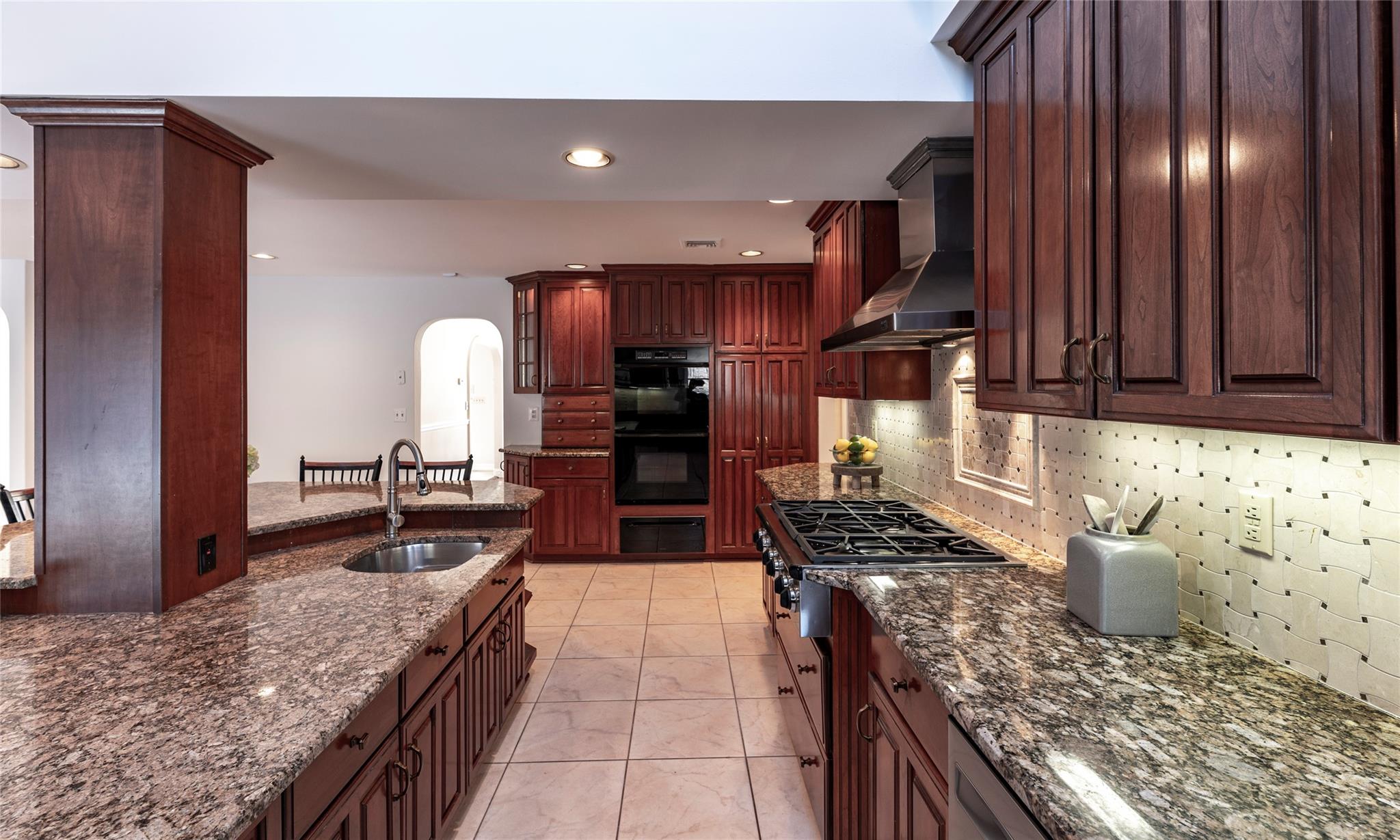 1 Regina Court, Blauvelt, New York image 17