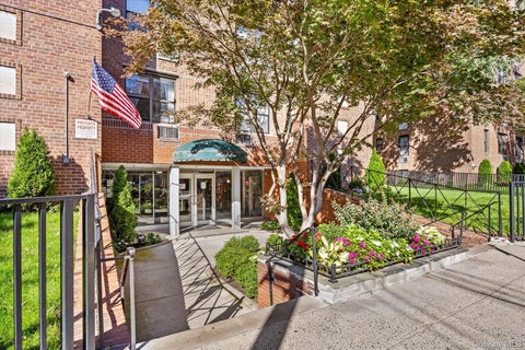 Photo of 65-15 38th Avenue #5Z, Woodside, NY 11377 (MLS # 1060039)