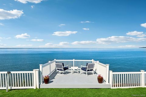 19 Oak Point Drive N Bayville NY 11709