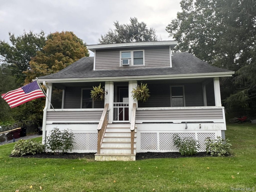 Photo of 11 Amity Road, Warwick, NY 10990 (MLS # 1059602)