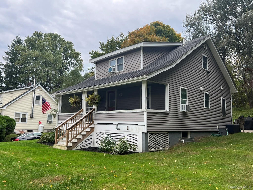Photo of 11 Amity Road, Warwick, NY 10990 (MLS # 1059602)
