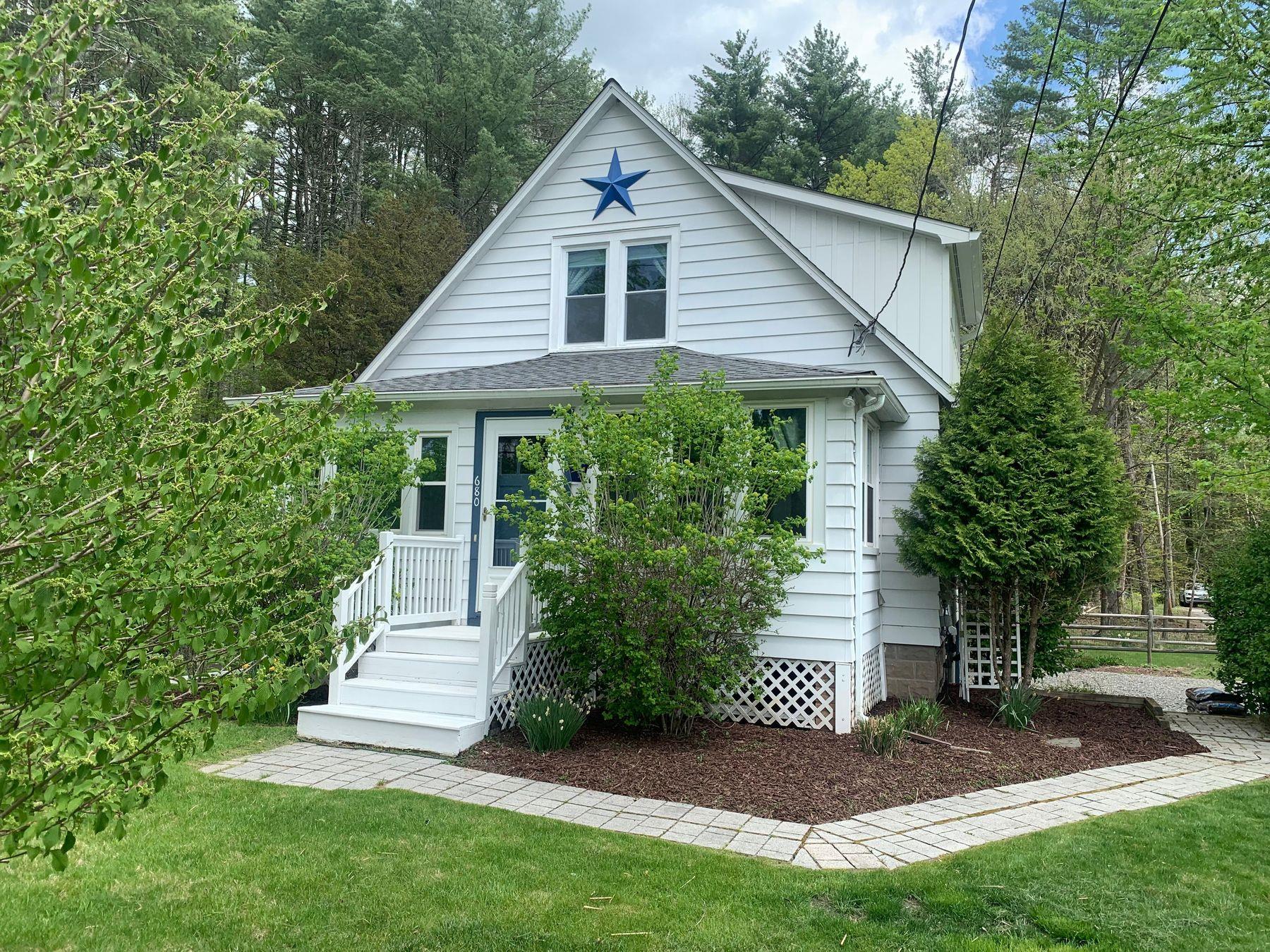 680 Zena Road, Woodstock, New York image 1