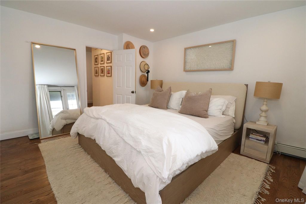 Photo of 570 Broadway #A3, Lynbrook, NY 11563 (MLS # 993838)