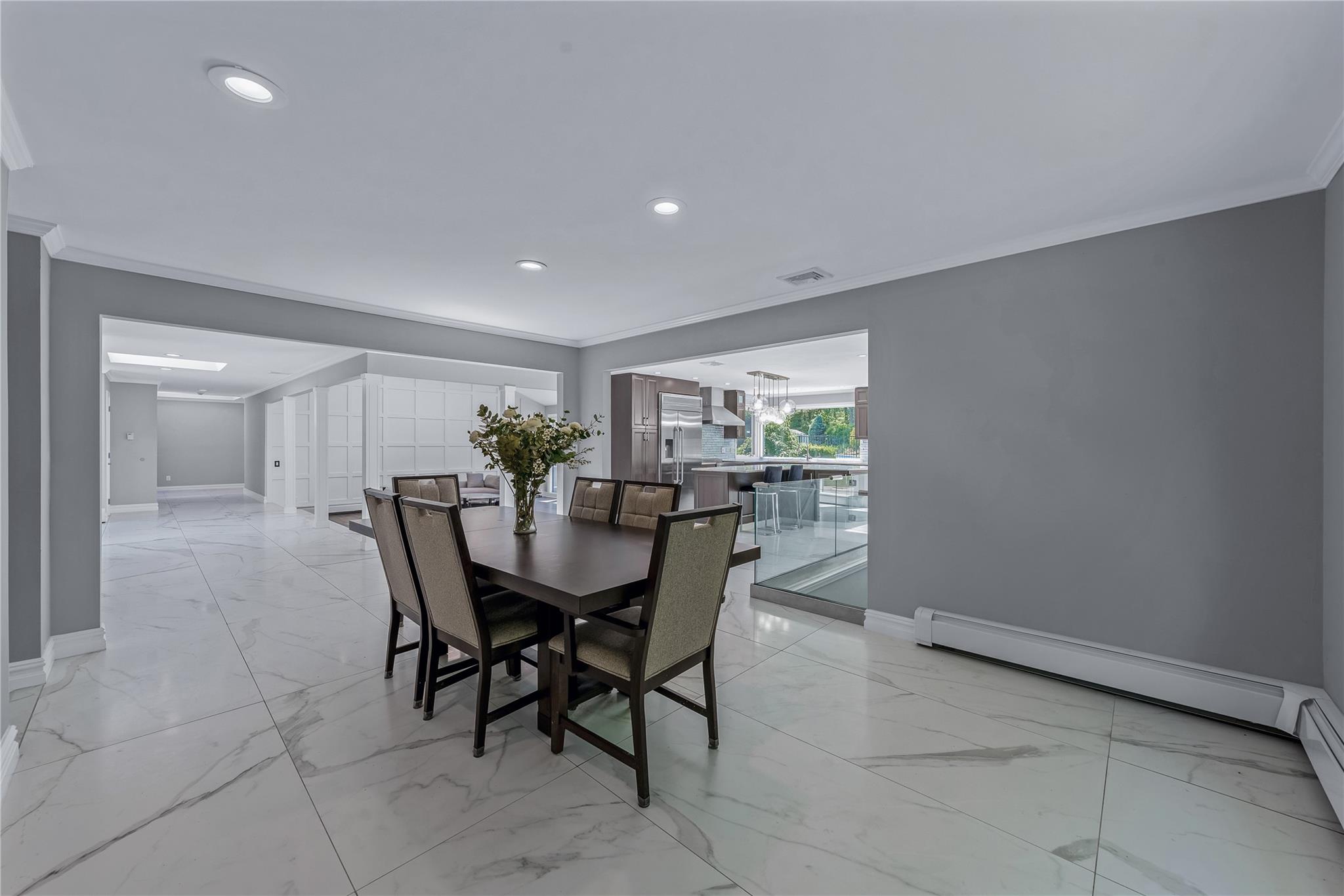 11 Faulkner Lane, Dix Hills, New York image 9