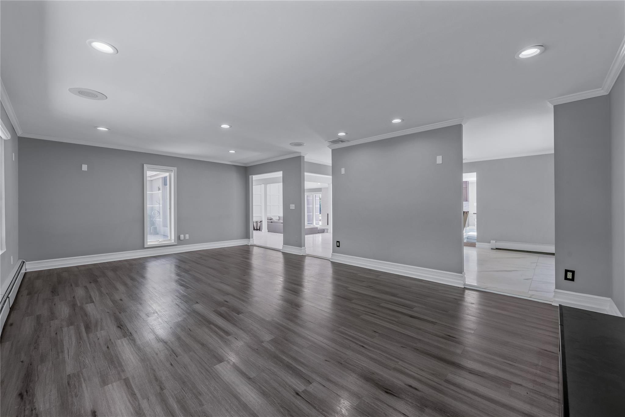 11 Faulkner Lane, Dix Hills, New York image 7