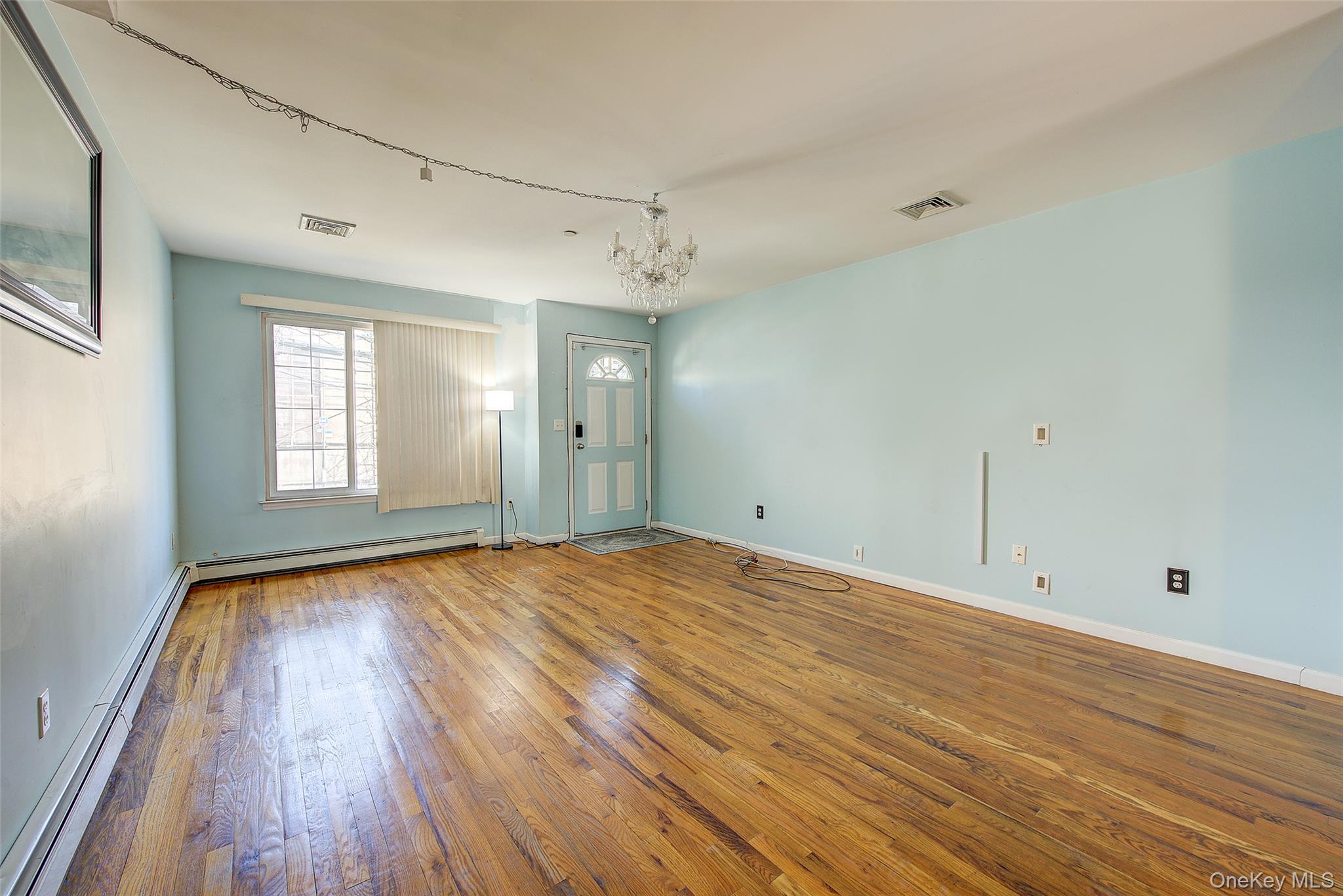 3102 Richmond Terrace