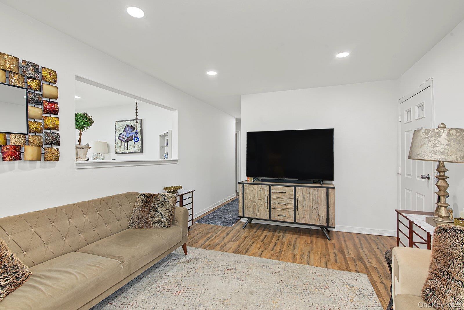 83 Stuyvesant Avenue