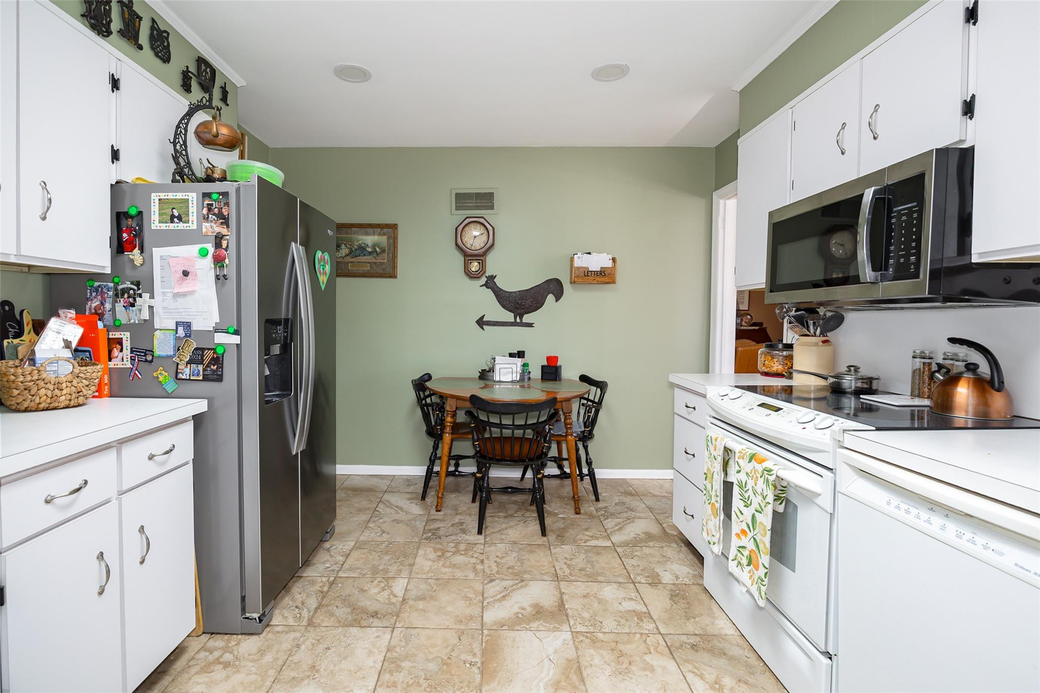 3 Saint Annes Road, Poughkeepsie, New York image 12