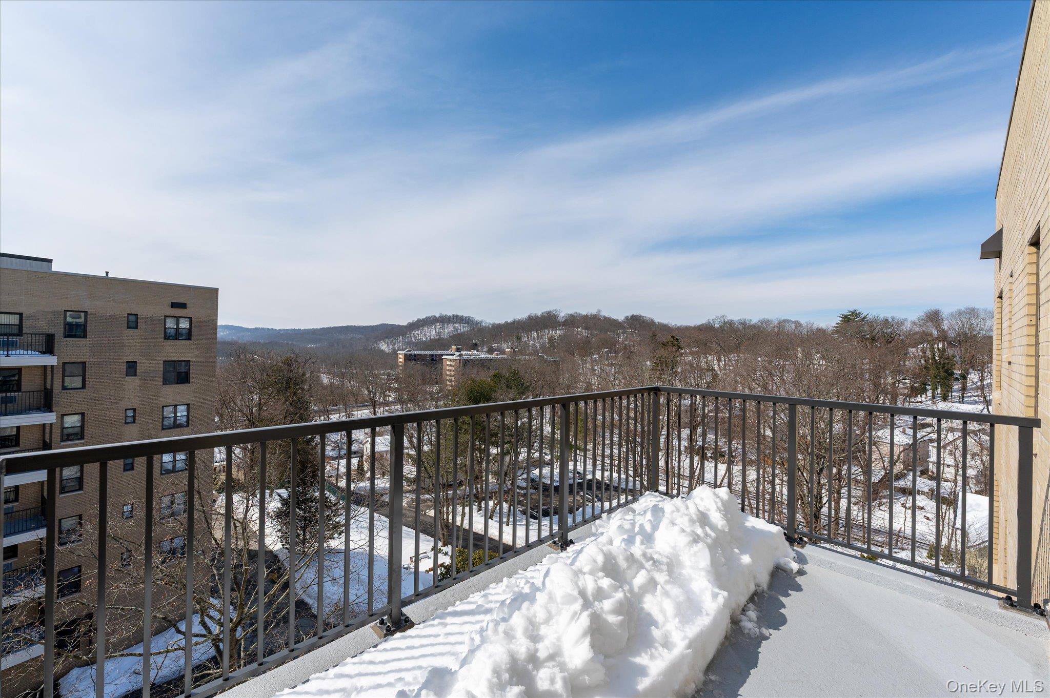 25 Stewart Place 716