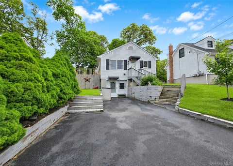 Mobile Home For Sale - 228 Hampton Avenue<br/> Mastic, NY 11950