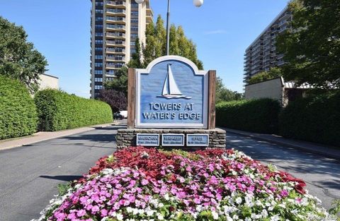 Photo of 18-15 215 Street #3M, Bayside, NY 11360 (MLS # 891650)
