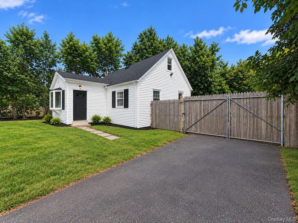 Photo of 444 Avondale Drive, Shirley, NY 11967 (MLS # 1051903)