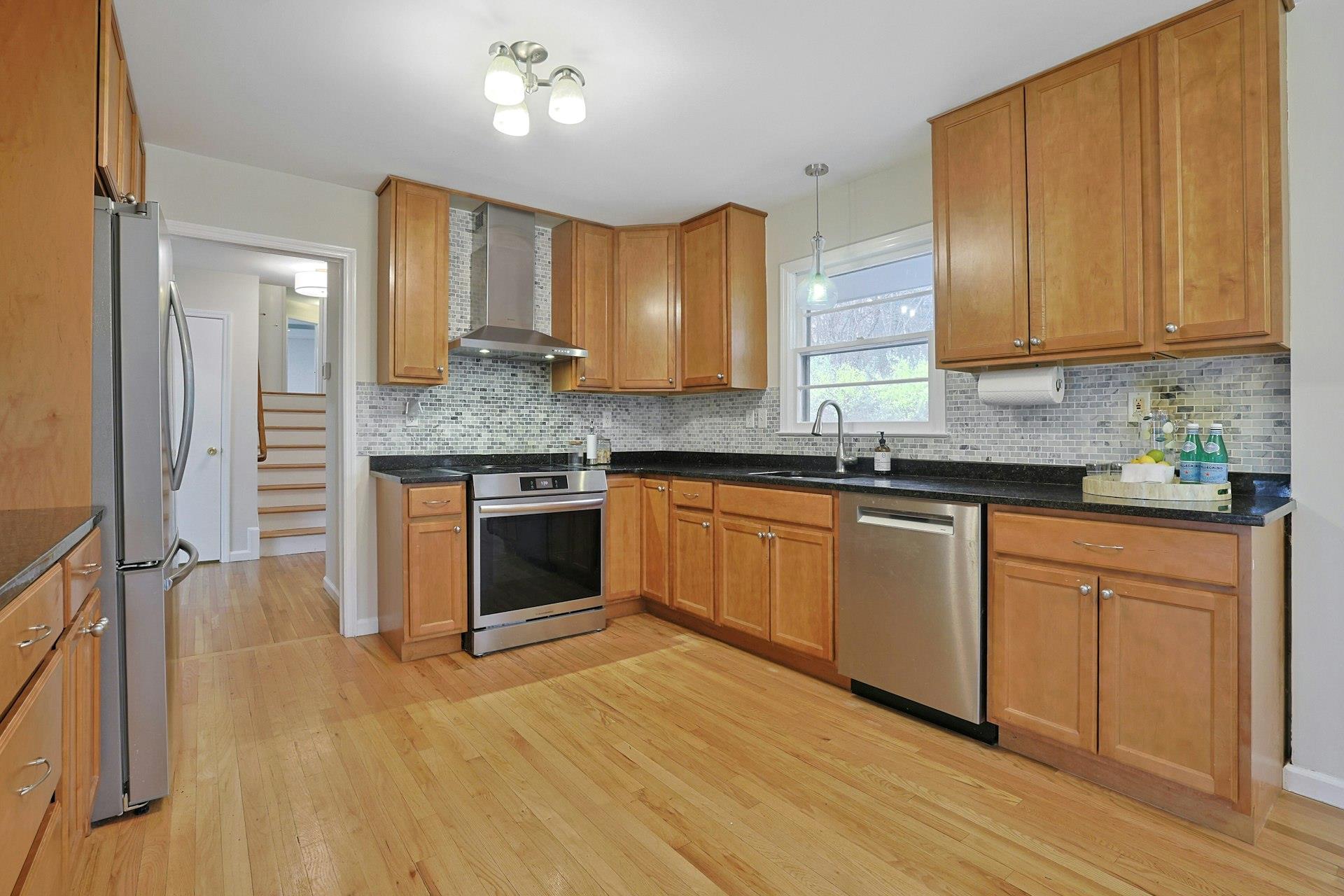 23 Cross Ridge Road, Chappaqua, New York image 9