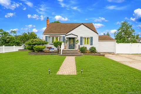 Photo of 341 12th Street, West Babylon, NY 11704 (MLS # 1029953)