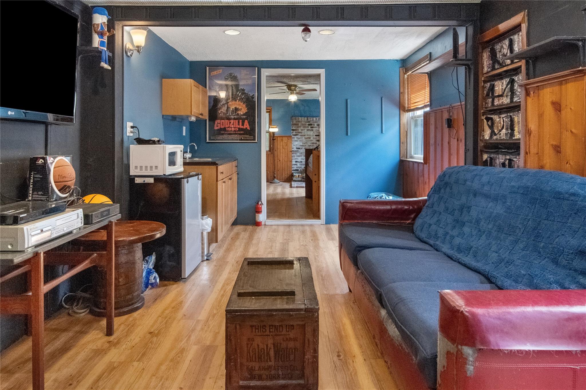230 Pennyfield Avenue, Bronx, New York image 23