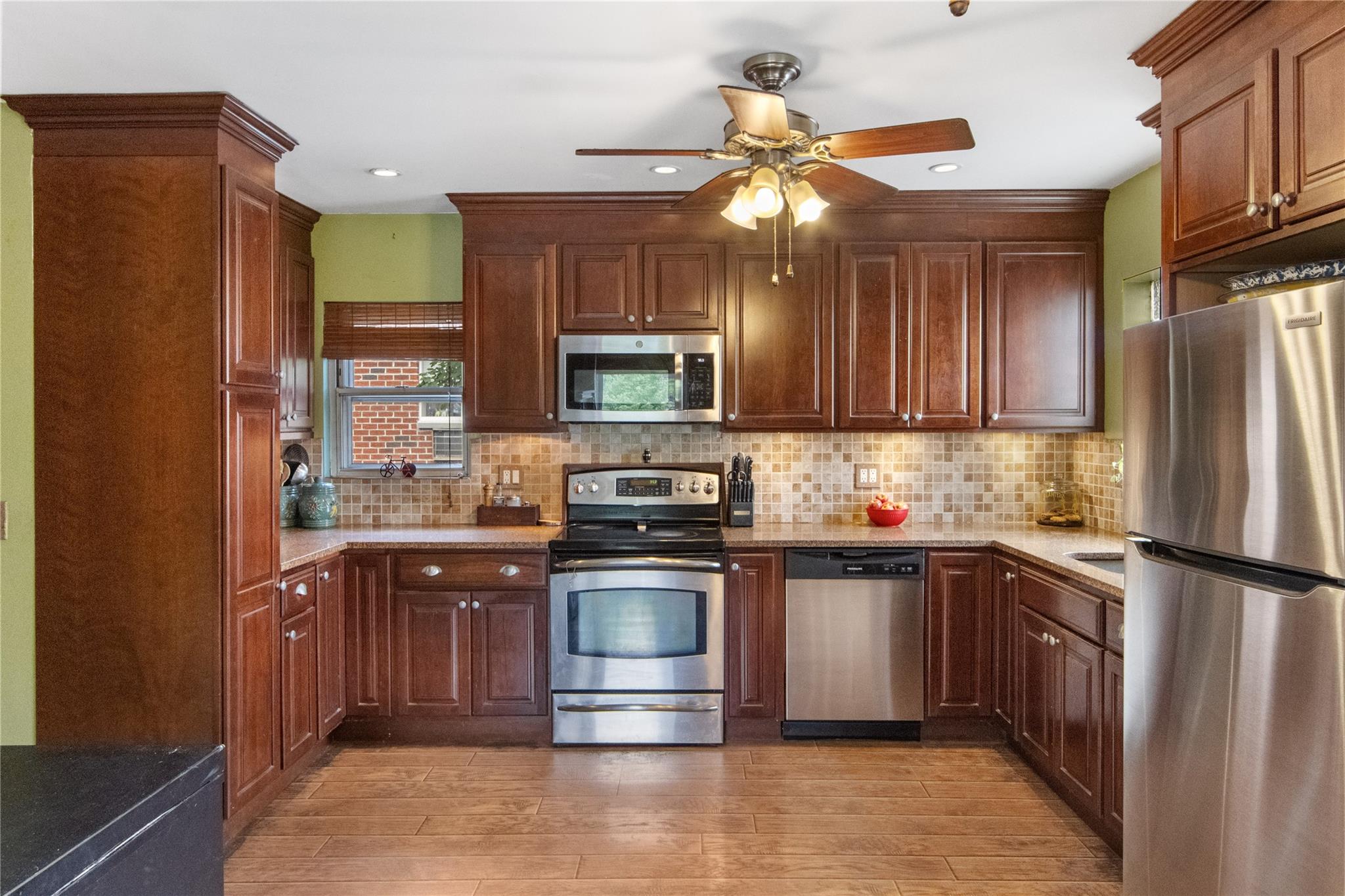 230 Pennyfield Avenue, Bronx, New York image 17