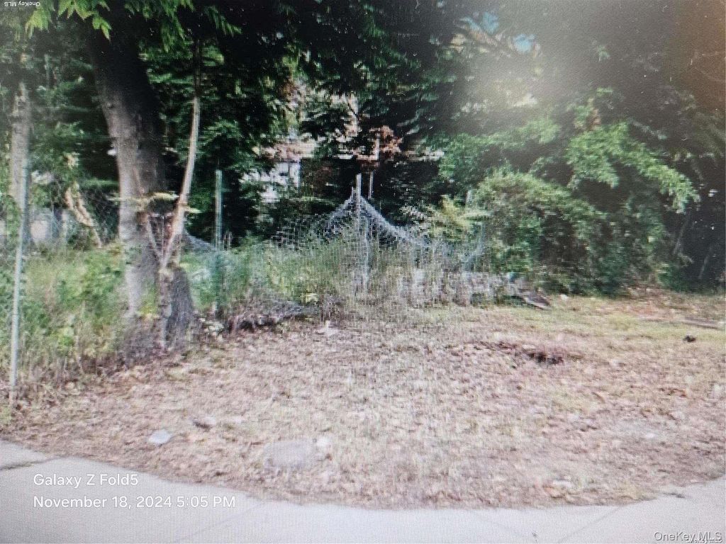 Photo of 24-31 Francis Lewis Boulevard, Whitestone, NY 11357 (MLS # 965866)