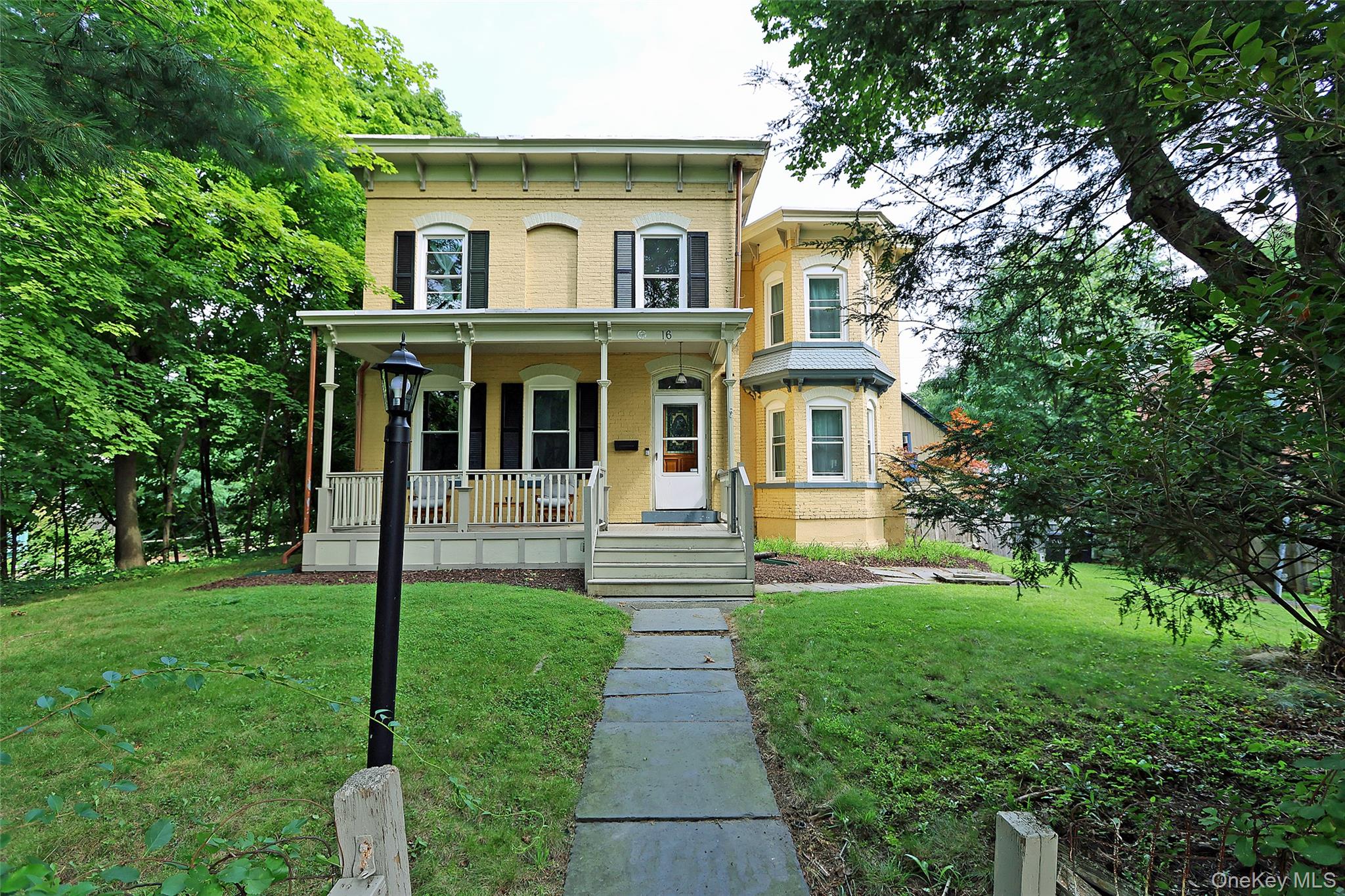 16 Elm Street