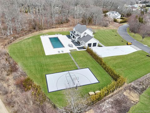 Homes For Sale - 2790 Stanley Road<br/> Mattituck, NY 11952